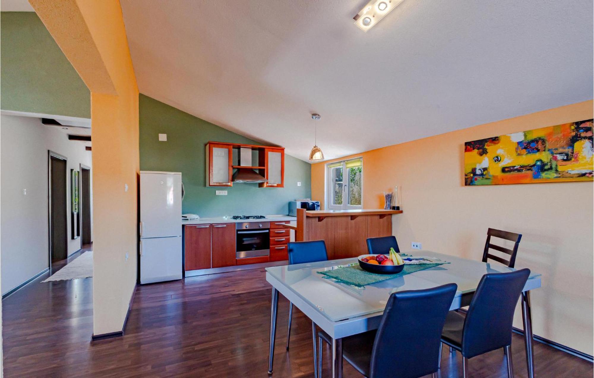 Apartment Stunning In With Wifi